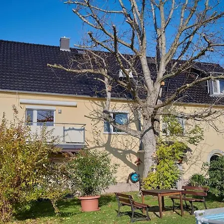 Gemuetliche Ferienwohnung In Laendlicher Lage Riesa Exterior photo